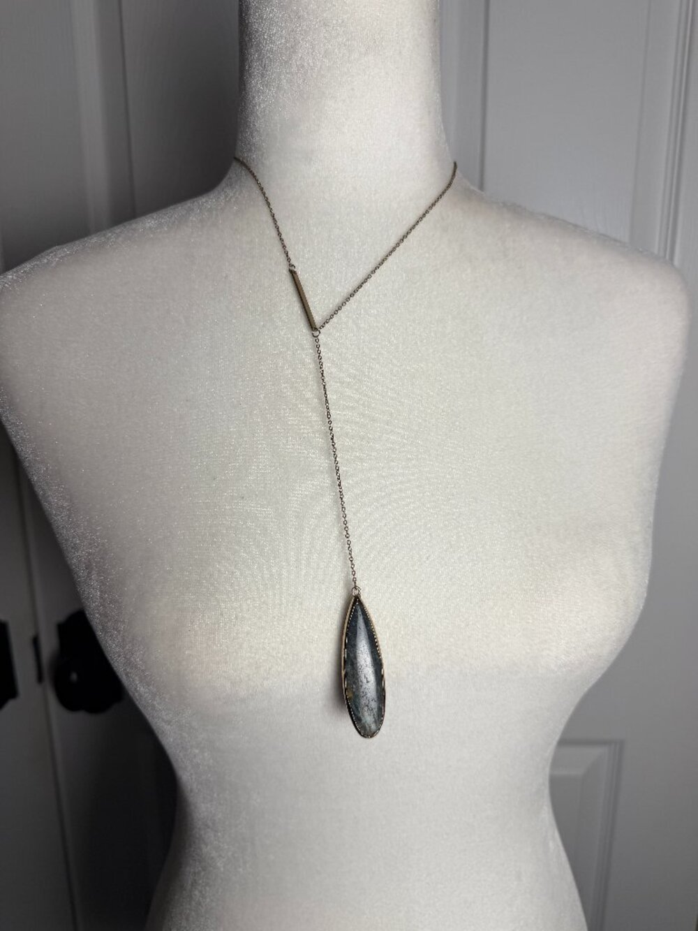 Mod Stone & Gold Tone Pendant Necklace